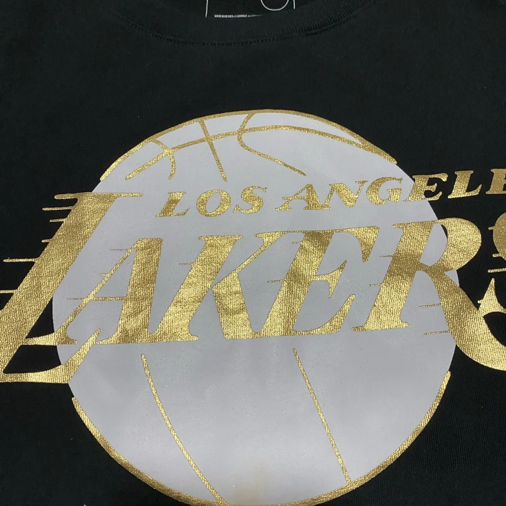 Express LA Lakers  Black and Gold Mens  Tee size Large 100% cotton - Picture 7 of 11